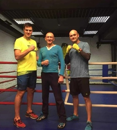 Тренировки по боксу групповые  Клуб единоборств "Груша" (12 тренировок) - купить в Трисанчах